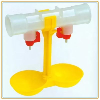 Mangiatoia e abbeveratoio per polli da carne in plastica PP 80-100 ml Resa in acqua